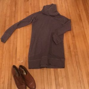 Athleta cowl tunic